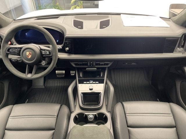 2026 Porsche Cayenne GTS