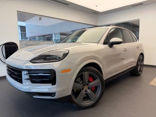 2024 Porsche Cayenne S
