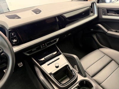 2025 Porsche Cayenne S