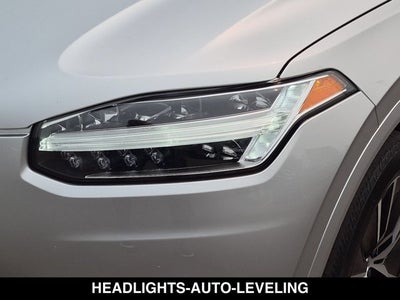2020 Volvo XC90 Momentum