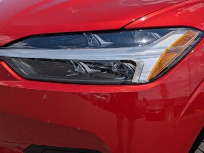 2021 Volvo XC60 Momentum