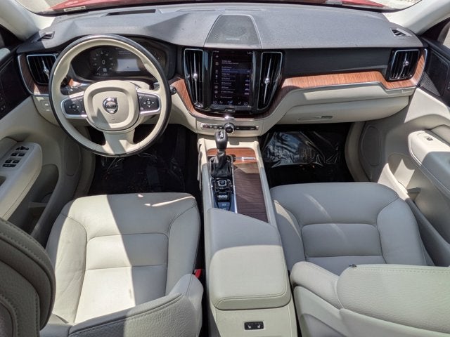 2021 Volvo XC60 Momentum